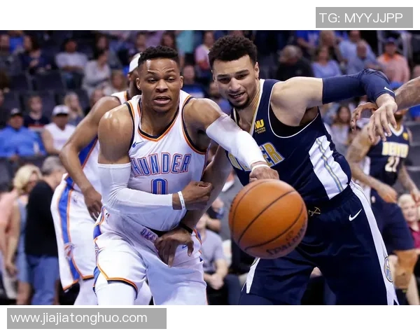 掘金与国王激战正酣球迷期待精彩对决与绝妙表现 掘金与国王激战正酣球迷期待精彩对决与绝妙表现