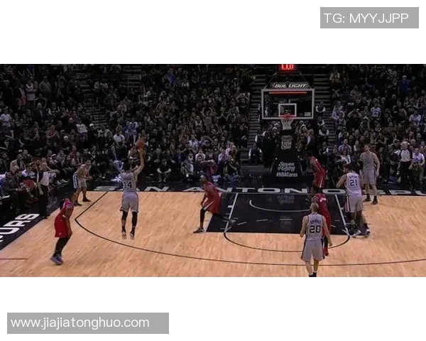 日本与澳大利亚精彩对决录像回放分析及比赛亮点总结 日本与澳大利亚精彩对决录像回放分析及比赛亮点总结